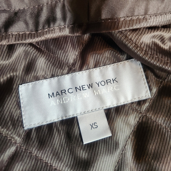 Andrew Marc New York All-weather chocolate brown coat ๐คฉ - Picture 16 of 16